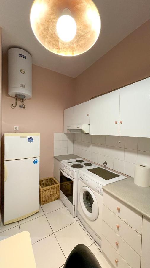 Vanilla - Happyhostgr - Downtown Apartment Volos Buitenkant foto